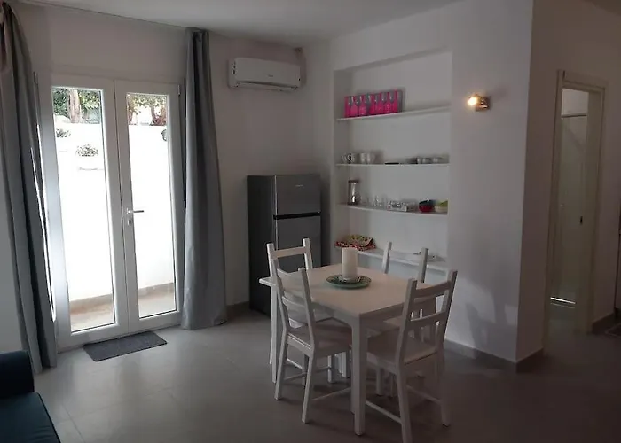 Costa Mondello Apartment *